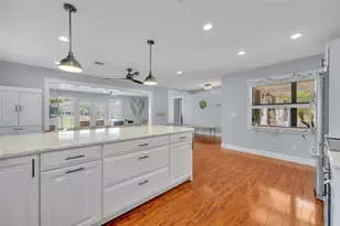 1081 Lake Weldona Dr, Orlando, FL 32806 - Photo 6