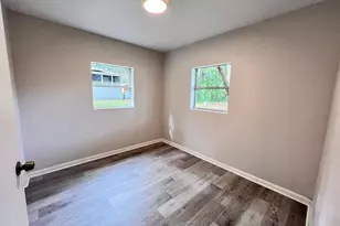 107 Oakland Dr, Deland, FL 32720 - Photo 12