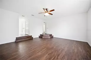 716 Grand Canyon Dr, Valrico, FL 33594 - Photo 32