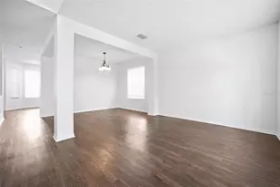 716 Grand Canyon Dr, Valrico, FL 33594 - Photo 6