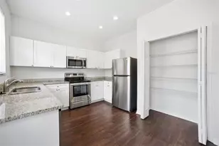 716 Grand Canyon Dr, Valrico, FL 33594 - Photo 14