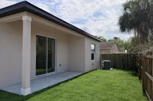 1606 Peach Ave, Sanford, FL 32771 - Photo 4