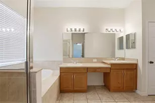 5917 Wedgefield Dr, Zephyrhills, FL 33541 - Photo 34