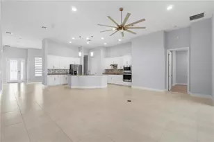 2320 Symphony Cir, Saint Cloud, FL 34771 - Photo 2