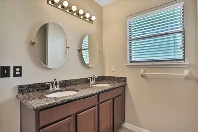 2221 Tulip Valley Point, Sanford, FL 32771 - Photo 6