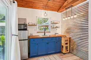 327 S Lakeview Ave, Winter Garden, FL 34787 - Photo 44