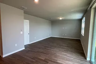 231 Whistling Duck Trl, Saint Cloud, FL 34771 - Photo 4