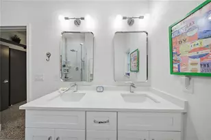 1306 Ceylon Dr, Orlando, FL 32806 - Photo 20