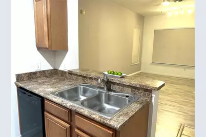 6137 Metrowest Boulevard #307, Orlando, FL 32835 - Photo 10