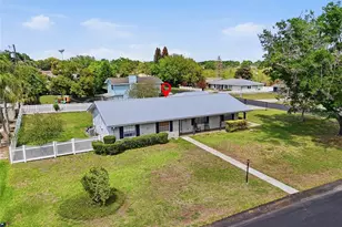 22 Lake Link Dr SE, Winter Haven, FL 33884 - Photo 40