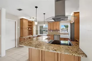 22 Lake Link Dr SE, Winter Haven, FL 33884 - Photo 14