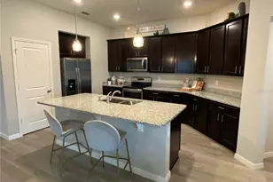 1037 Augustus Dr, Davenport, FL 33896 - Photo 2