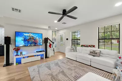 3622 Devonswood Drive, Orlando, FL 32806 - Photo 4