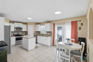 1142 Normandy Dr, Kissimmee, FL 34759 - Photo 8