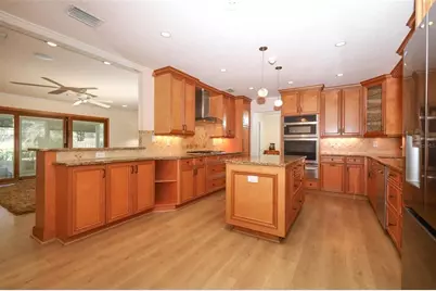 102 Pineview Circle, Altamonte Springs, FL 32714 - Photo 10