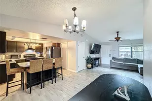 31427 Ghent Ave, Mount Plymouth, FL 32776 - Photo 14