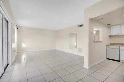 2507 N Alafaya Trail #10, Orlando, FL 32826 - Photo 4