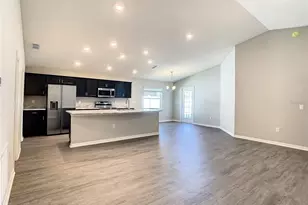 4466 Hummingbird Ln, Haines City, FL 33844 - Photo 4