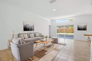 10523 Egret Haven Ln, Riverview, FL 33578 - Photo 4