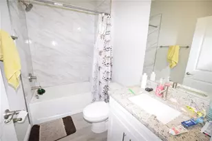 642 Desmoines Ct, Poinciana, FL 34759 - Photo 22