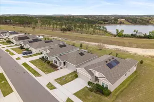946 Laurel Vw Wy, Groveland, FL 34736 - Photo 2