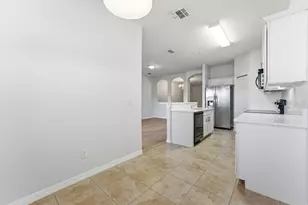 2795 Oakwater Dr, Kissimmee, FL 34747 - Photo 10