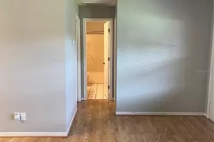 12449 Orangewood Cir, Tavares, FL 32778 - Photo 4