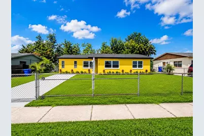 2105 9th Street NE, Winter Haven, FL 33881 - Photo 1