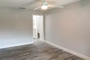 444 Hunter Cir, Kissimmee, FL 34758 - Photo 4