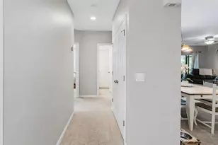 9760 Kinmore Dr, Groveland, FL 34736 - Photo 8