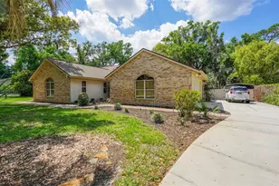 204 Brynwood Ln, Sanford, FL 32771 - Photo 2