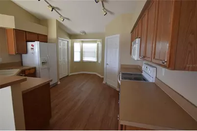 206 Windridge Street, Davenport, FL 33837 - Photo 6