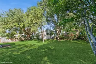 694 Park Valley Cir, Minneola, FL 34715 - Photo 22