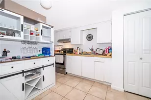 11551 SE 57th Ct, Belleview, FL 34420 - Photo 10