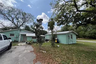 737 Albrook St, Mascotte, FL 34753 - Photo 2