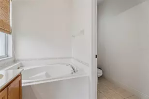 14227 Lake Live Oak Dr, Orlando, FL 32828 - Photo 16