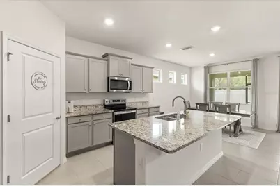 8324 Wheat Stone Drive, Zephyrhills, FL 33540 - Photo 10