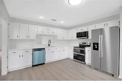 932 W Charing Cross Circle, Lake Mary, FL 32746 - Photo 10