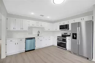 932 W Charing Cross Cir, Lake Mary, FL 32746 - Photo 10