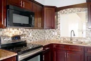 4611 Bridgeton Ln, Orlando, FL 32817 - Photo 2