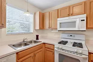 1088 Gennesse Ln, The Villages, FL 32162 - Photo 16