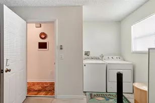 1088 Gennesse Ln, The Villages, FL 32162 - Photo 38