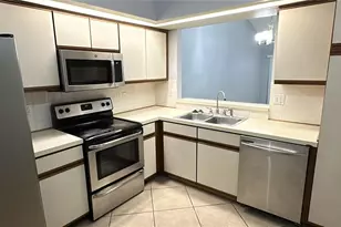 1108 Lucaya Cir, Orlando, FL 32824 - Photo 2