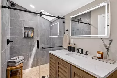3620 E Tampa Circle, Tampa, FL 33629 - Photo 34