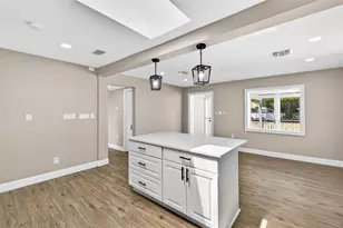 3620 E Tampa Cir, Tampa, FL 33629 - Photo 14