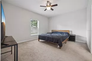 240 Whispering Pines Way, Davenport, FL 33837 - Photo 16