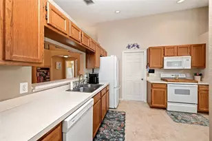 1928 Olivia Cir, Apopka, FL 32703 - Photo 16