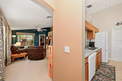 1928 Olivia Circle, Apopka, FL 32703 - Photo 8
