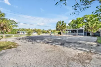 2200 N Volusia Avenue, Orange City, FL 32763 - Photo 10