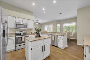 13568 Dornoch Dr, Orlando, FL 32828 - Photo 12